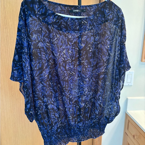 George Pattern Blouse - Size Small - Picture 2 of 6